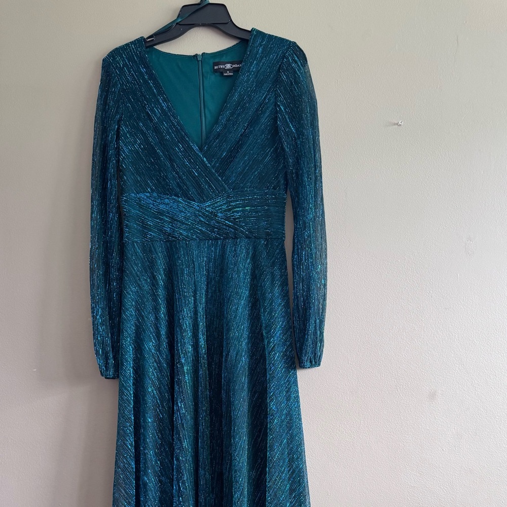 Betsy & Adam Metallic Shimmer Maxi Dress with Flowing Skirt